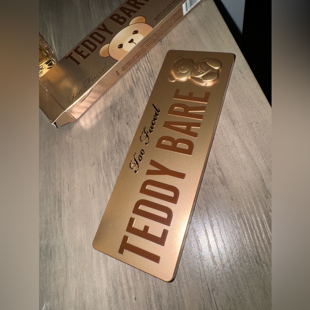 Too faced teddy eyeshadow palette